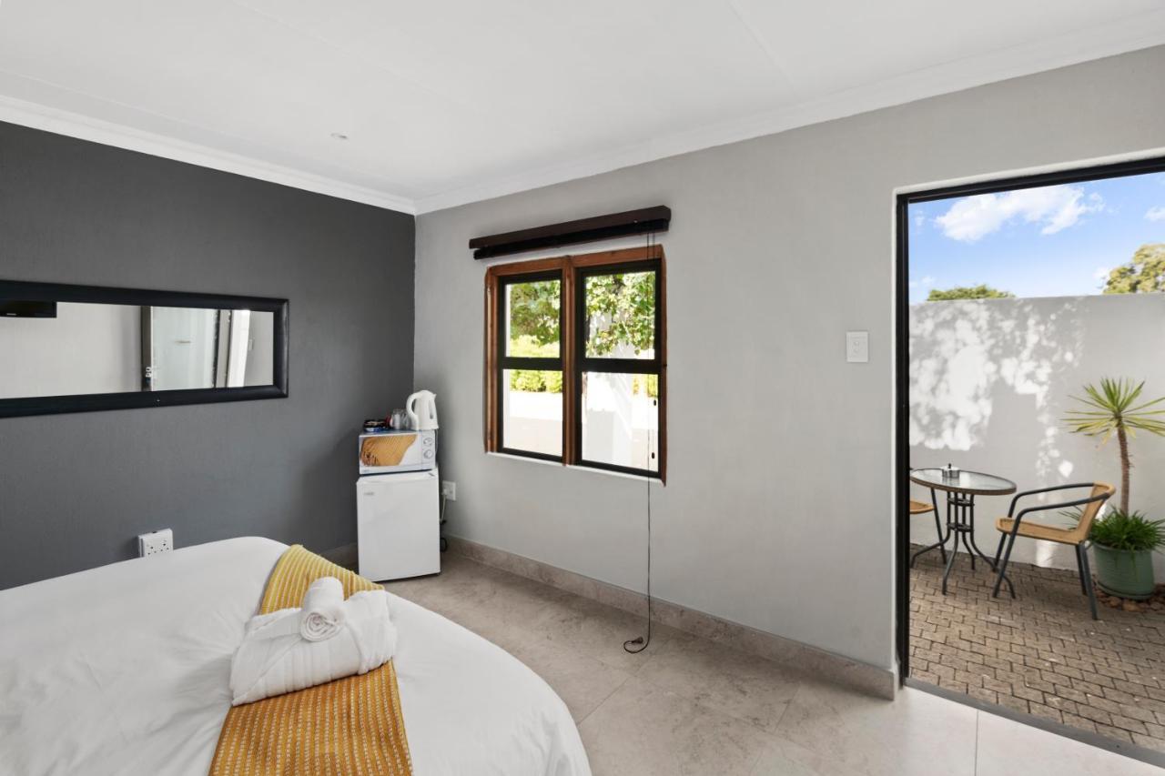De Akker Guest House Bloemfontein Bagian luar foto