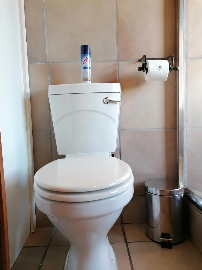 De Akker Guest House Bloemfontein Bagian luar foto